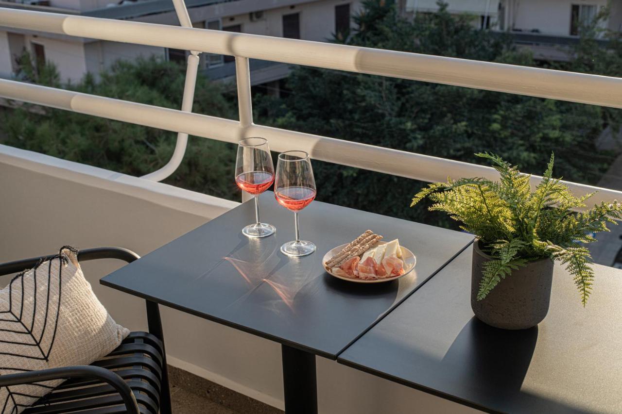The Pink Penthouse Lägenhet Heraklion Exteriör bild